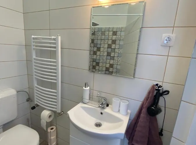 Rad-var Apartmanhaz Erlau